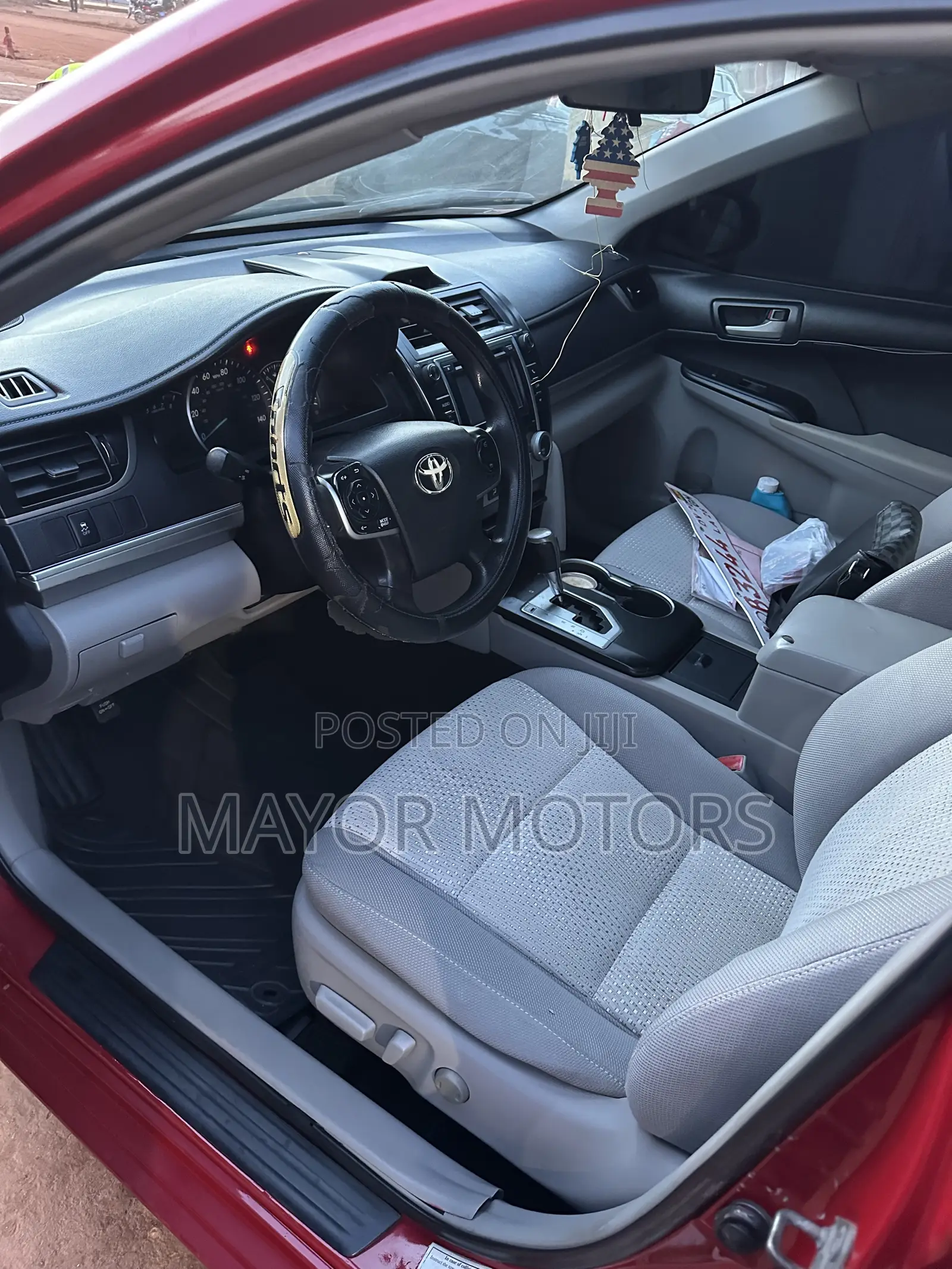 Toyota Camry SE 4dr Sedan (2.5L 4cyl 6A) 2014 Red