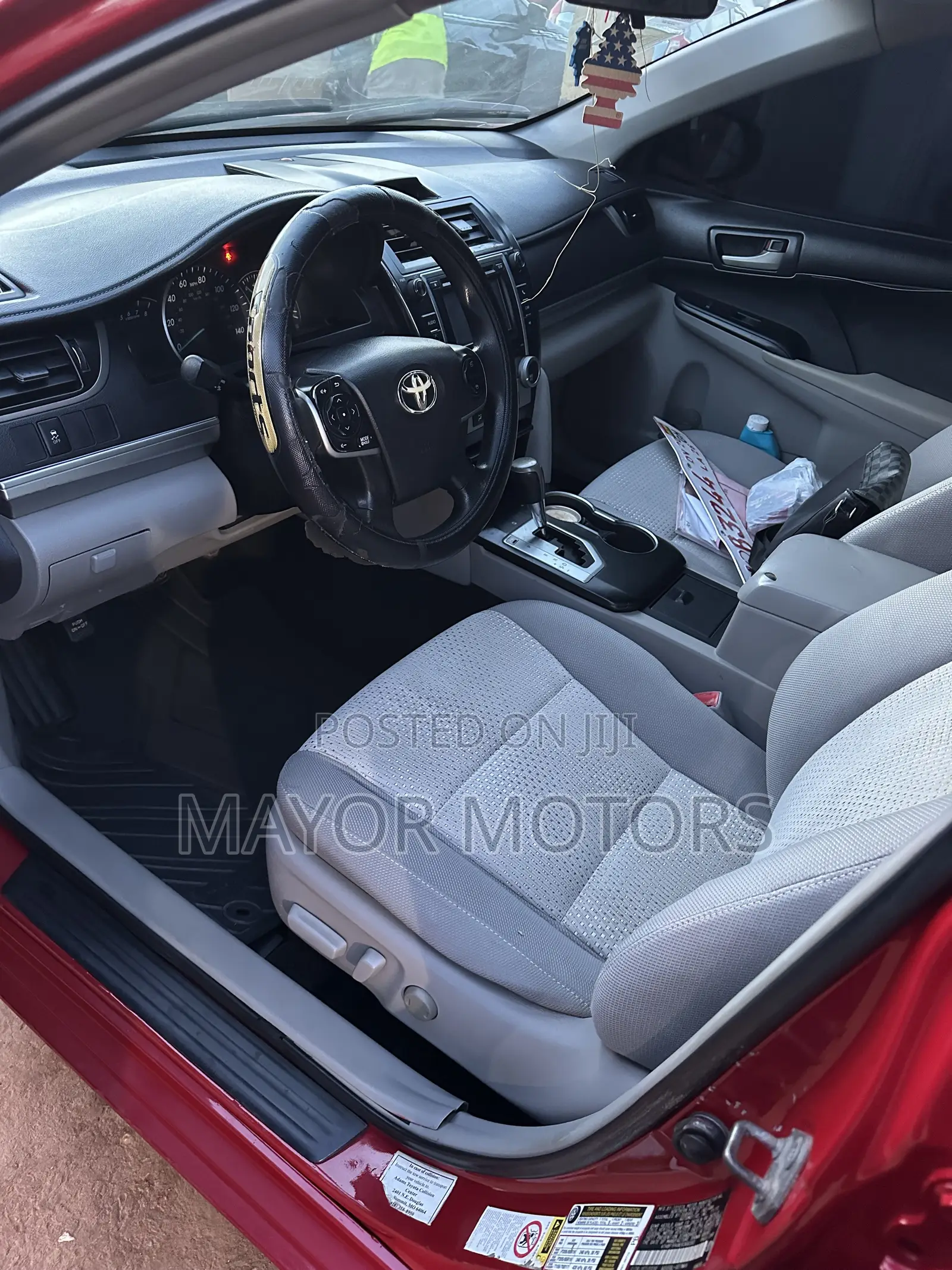 Toyota Camry SE 4dr Sedan (2.5L 4cyl 6A) 2014 Red