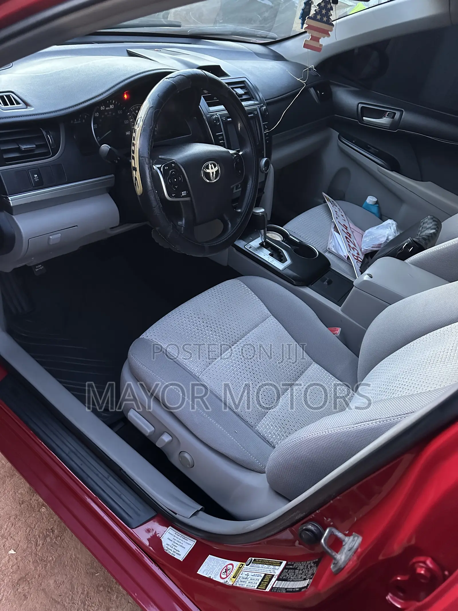 Toyota Camry SE 4dr Sedan (2.5L 4cyl 6A) 2014 Red