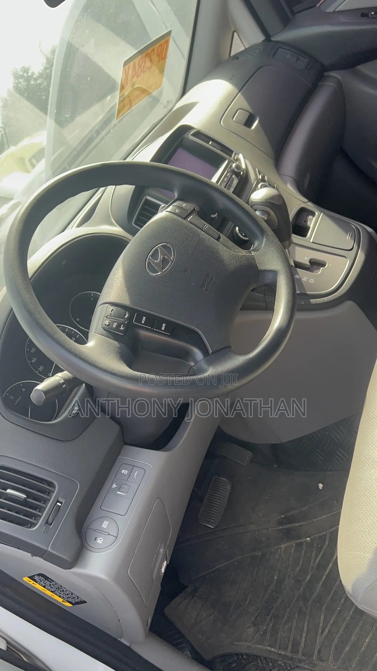 Hyundai Starex 2019 White
