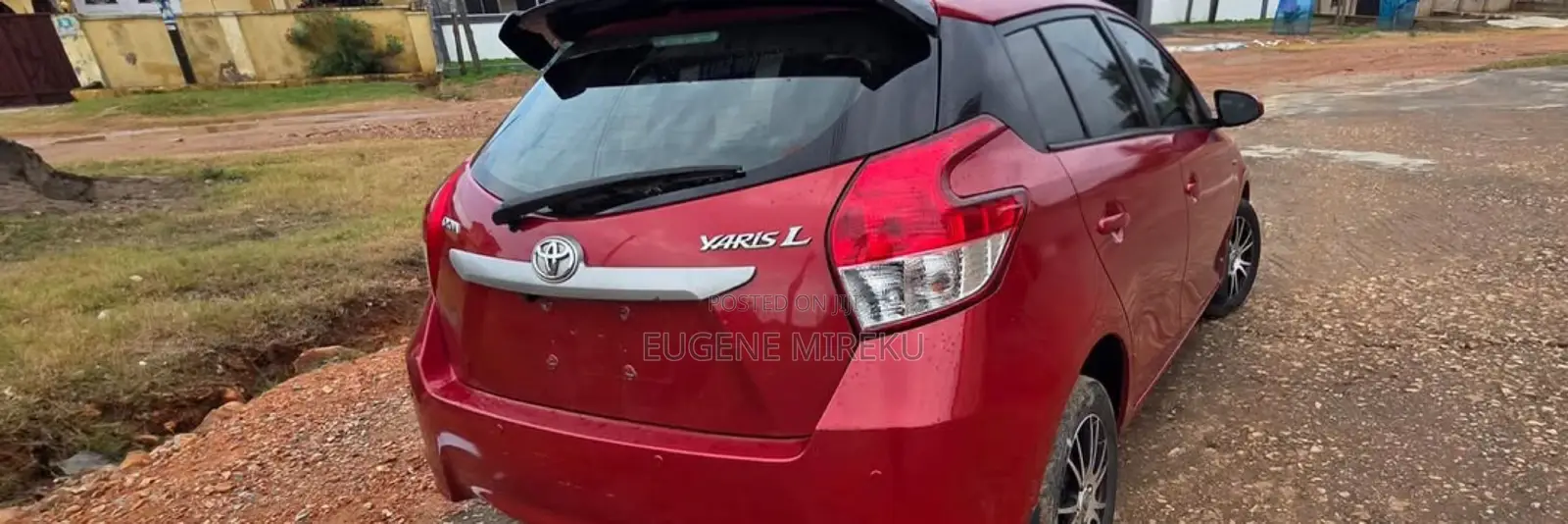 Toyota Yaris 2016 Red