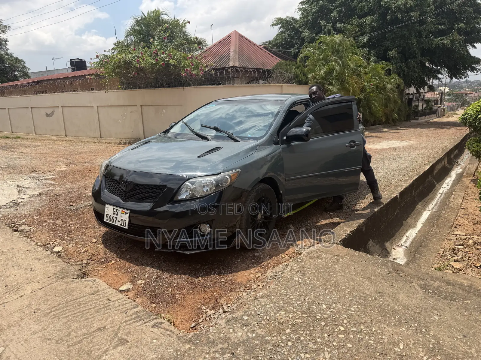 Toyota Corolla LE 4dr Sedan (1.8L 4 cyl 4A) 2009 Gray