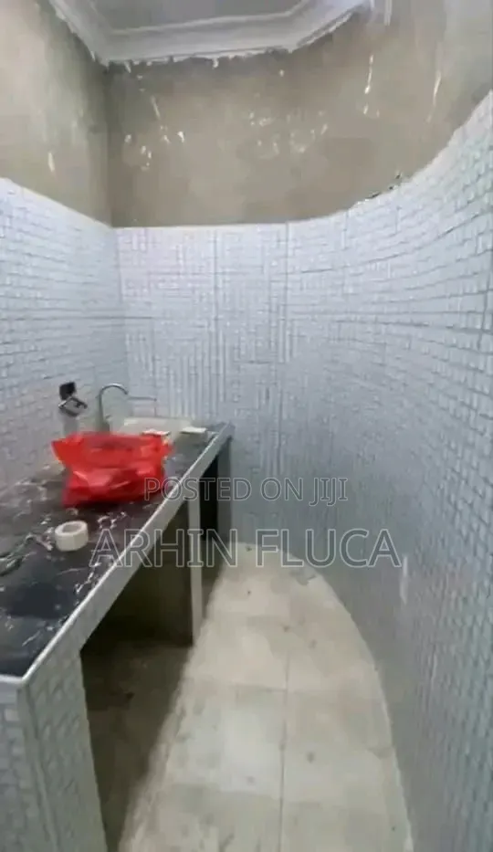 1bdrm Apartment in Ahrin, Parakuo Estate for rent