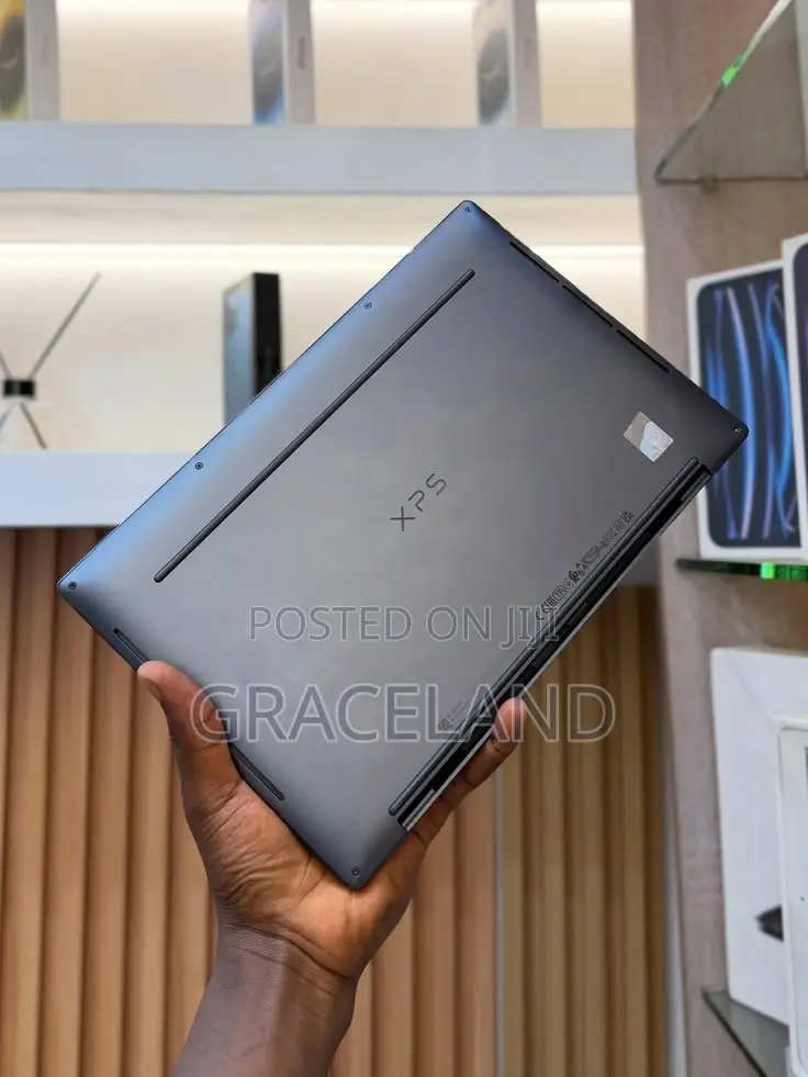 New Laptop Dell XPS 13 9350 16GB Intel Core Ultra 7 SSD 512GB