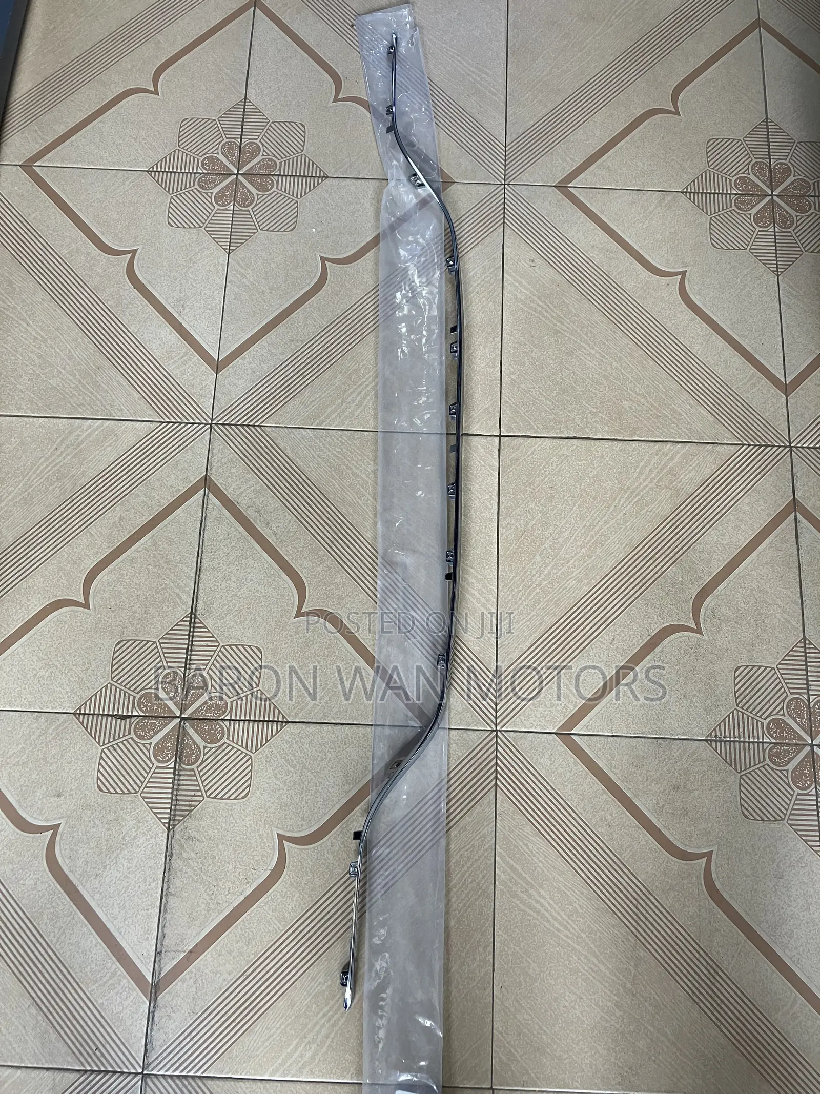 W213 E300 Back Bumper Shinning Old Type Straight and Curve