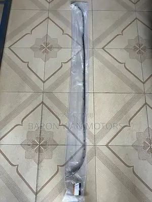 W213 E300 Back Bumper Shinning Old Type Straight and Curve