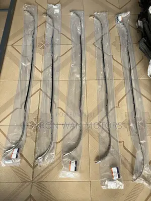 W213 E300 Back Bumper Shinning Old Type Straight and Curve