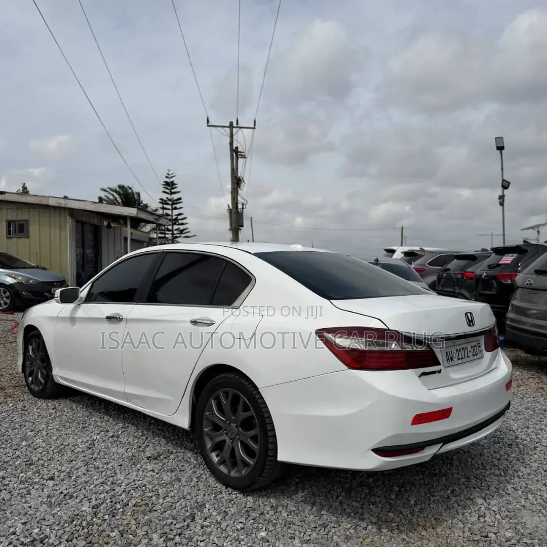 Honda Accord EX 4dr Sedan FWD (2.4L 4cyl 2A) 2016 White