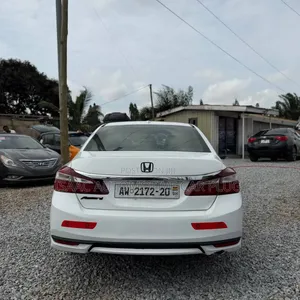 Honda Accord EX 4dr Sedan FWD (2.4L 4cyl 2A) 2016 White