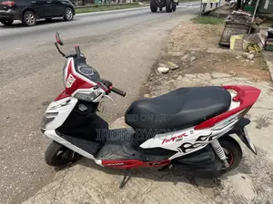 SYM Symnh 2022 White