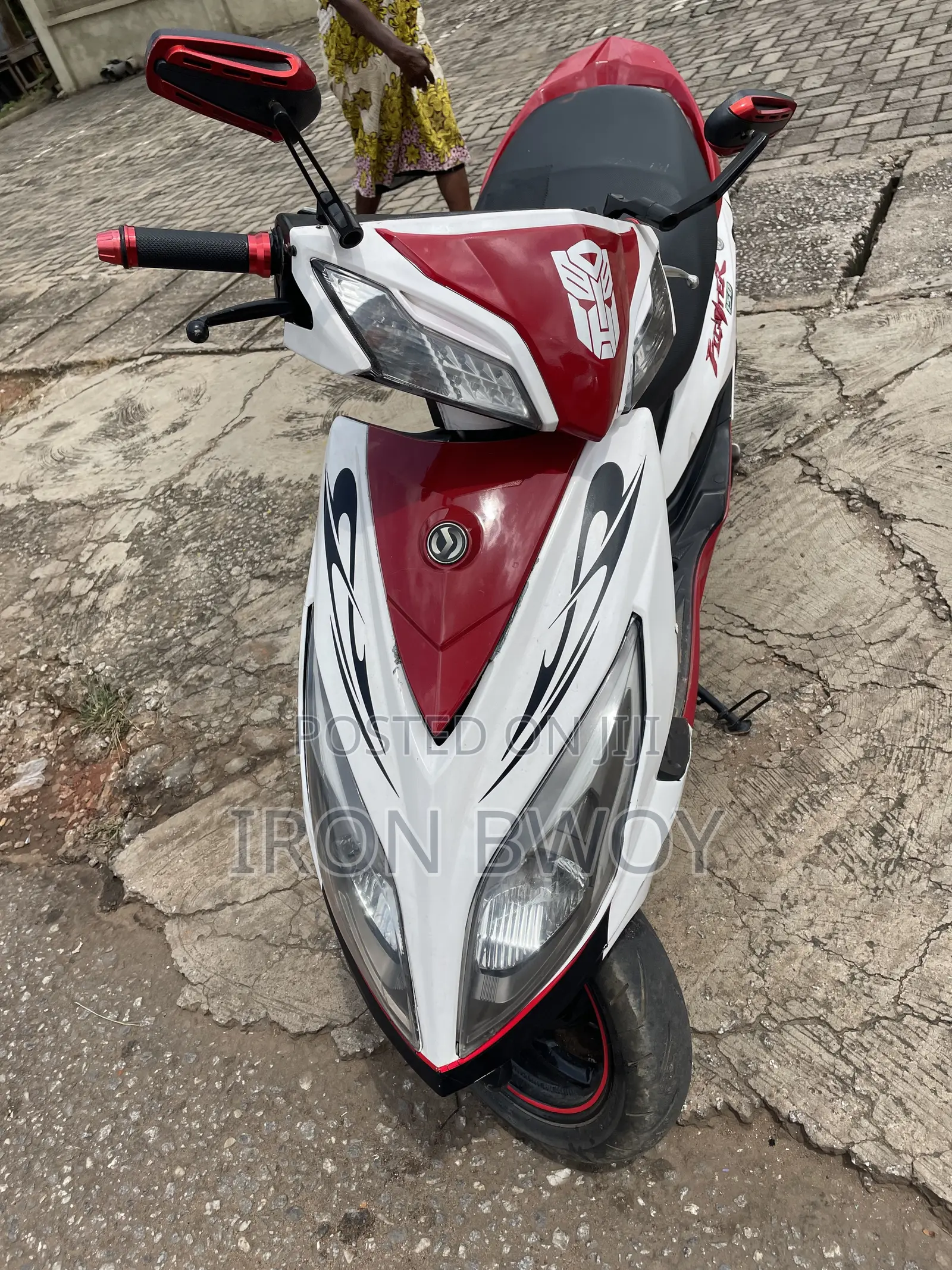 SYM Symnh 2022 White