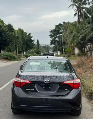 Toyota Corolla 2015 Black