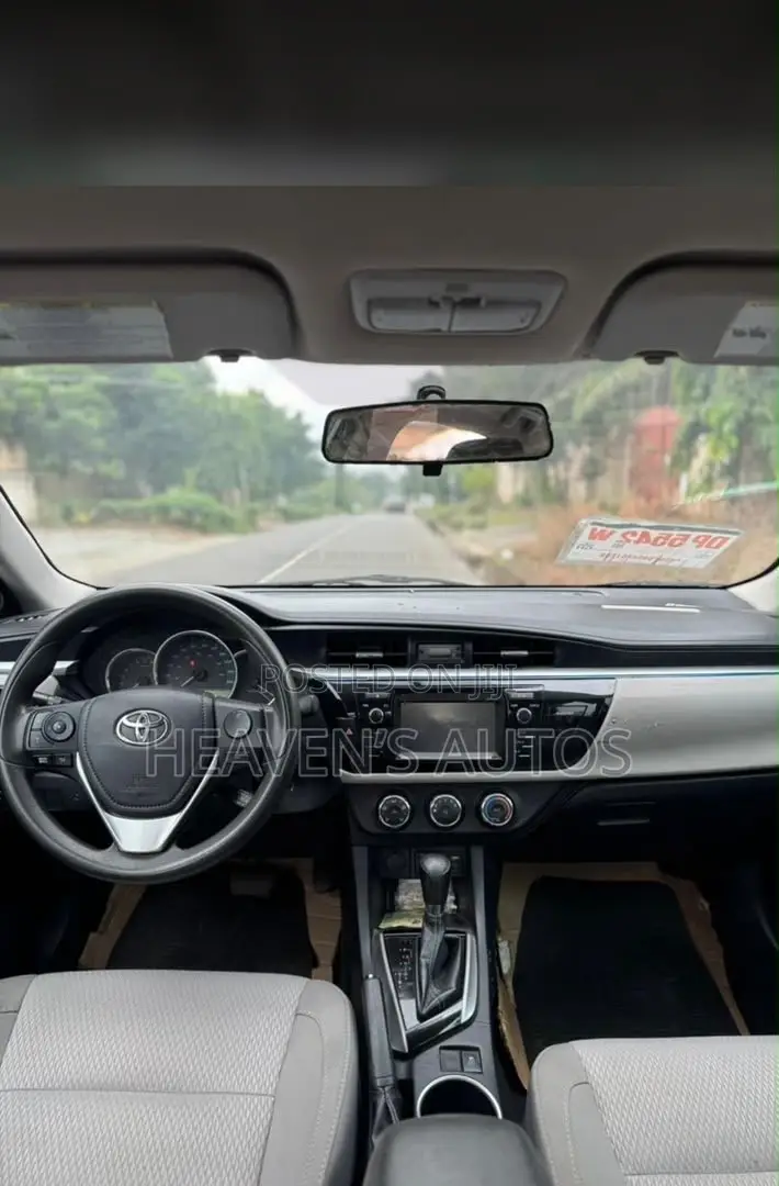 Toyota Corolla 2015 Black