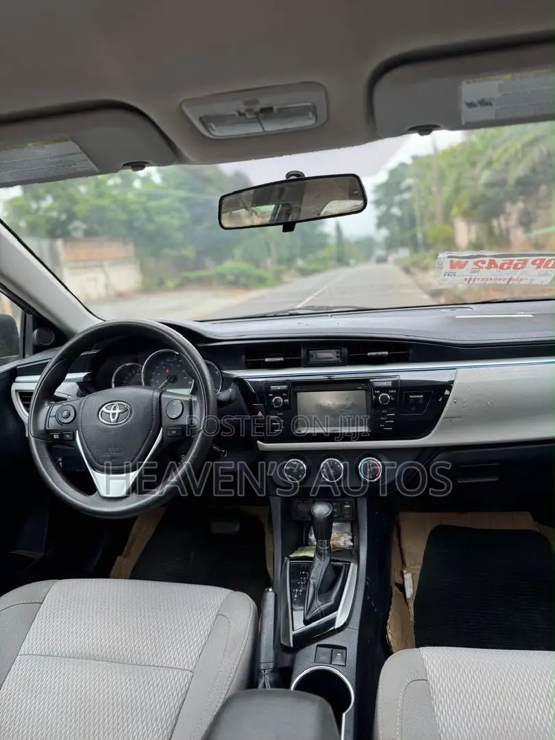 Toyota Corolla 2015 Black
