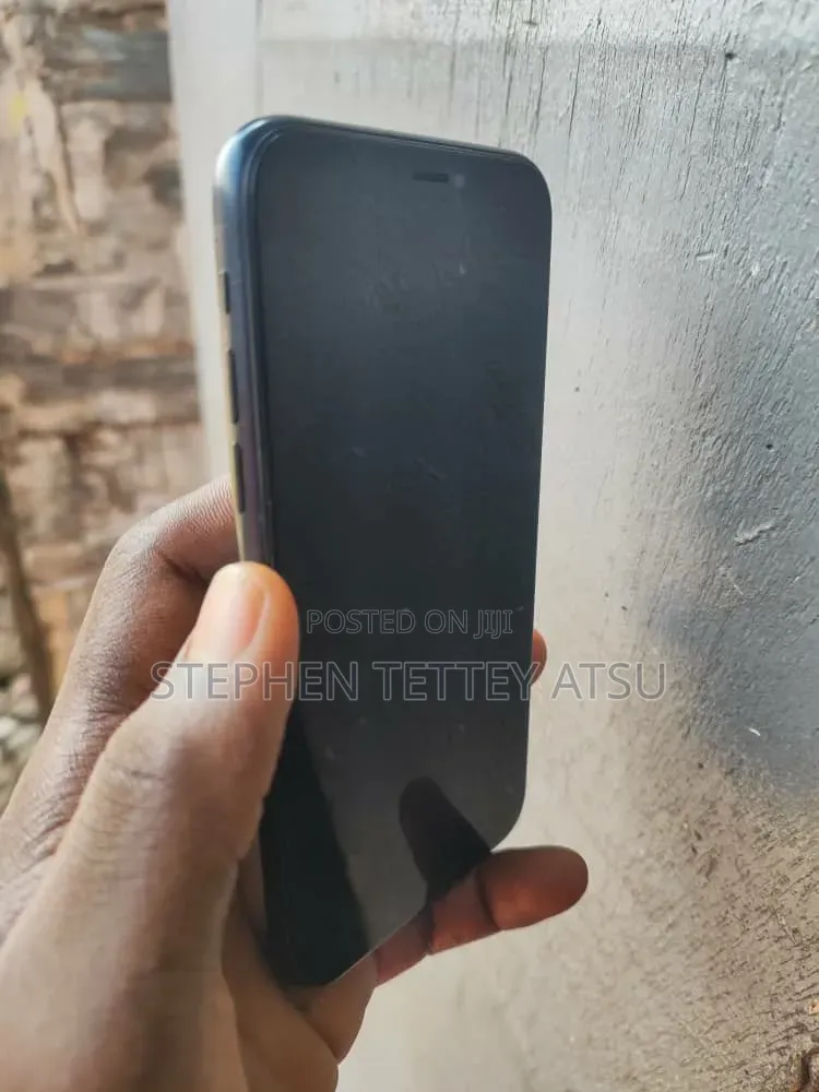 Apple iPhone XR 64 GB Black