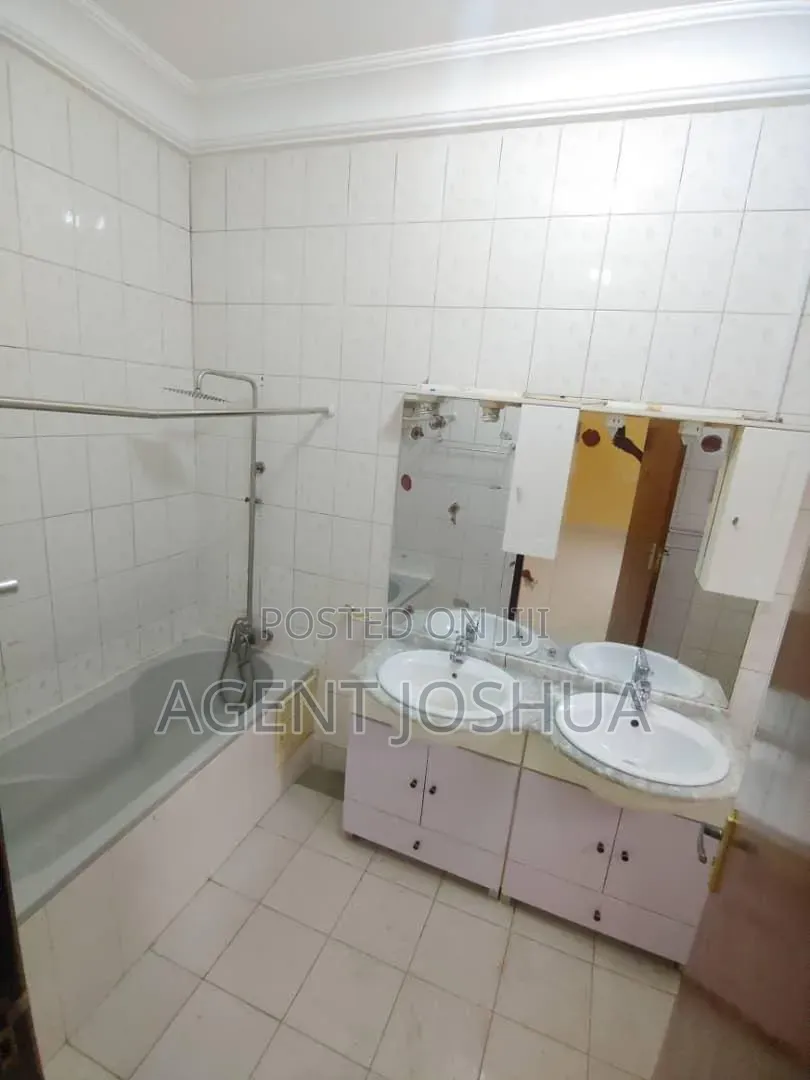 3bdrm House in Manet Viile Estate for rent