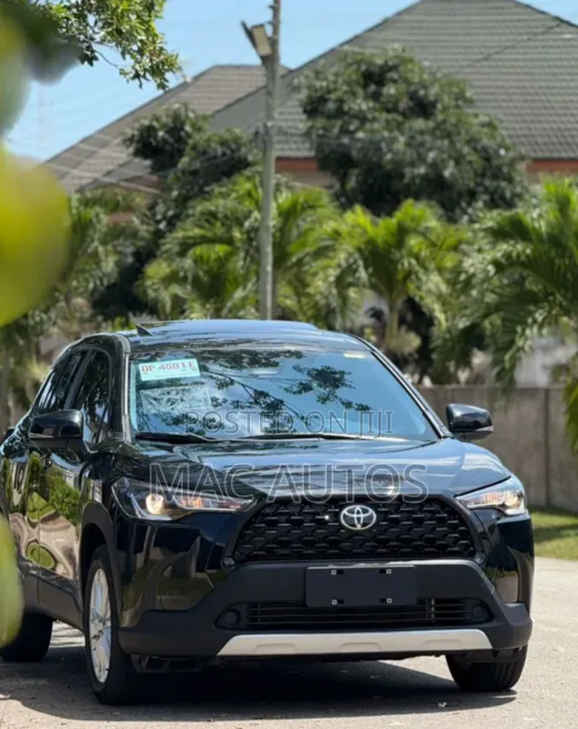 Toyota Corolla Cross XLE AWD 2023 Black
