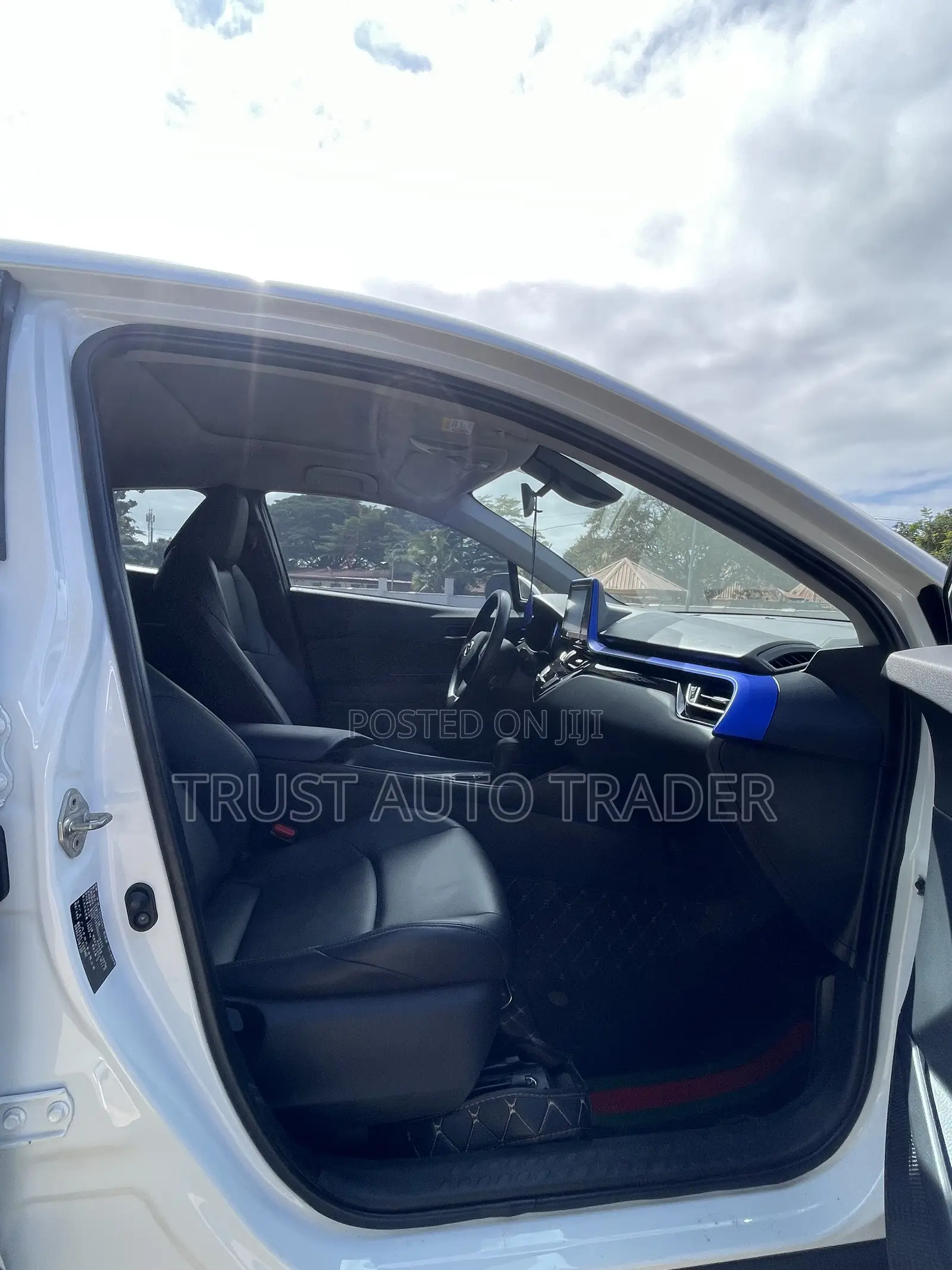 Toyota C-HR 2022 White
