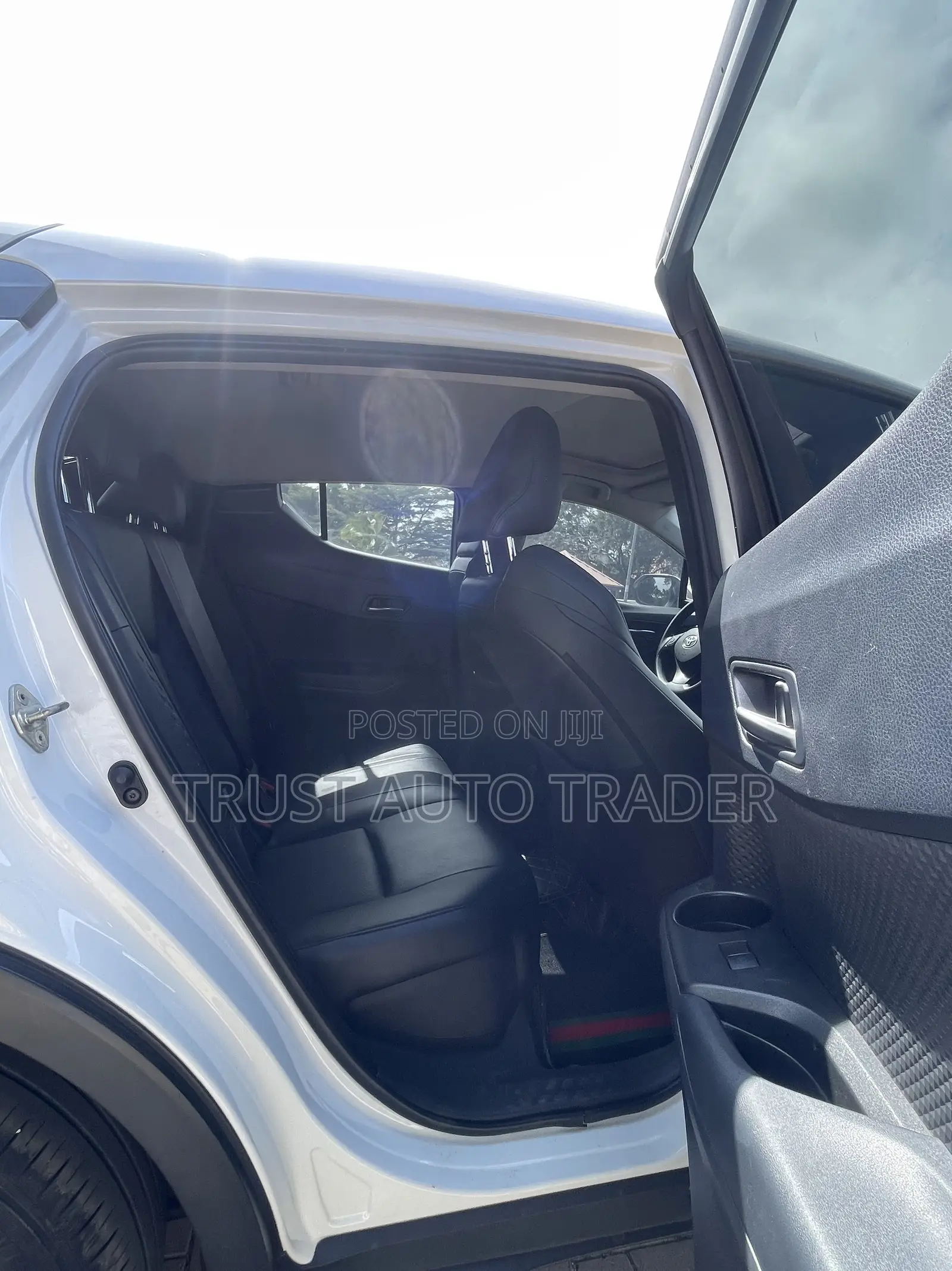Toyota C-HR 2022 White