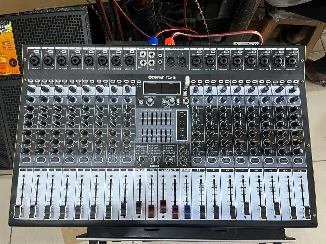 Yamaha TCA16 Powered Mixer (18channel)
