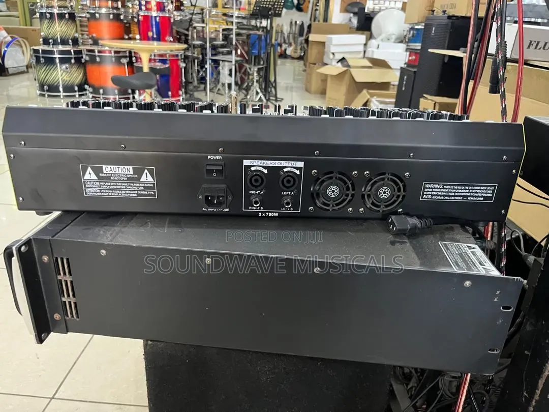 Yamaha TCA16 Powered Mixer (18channel)