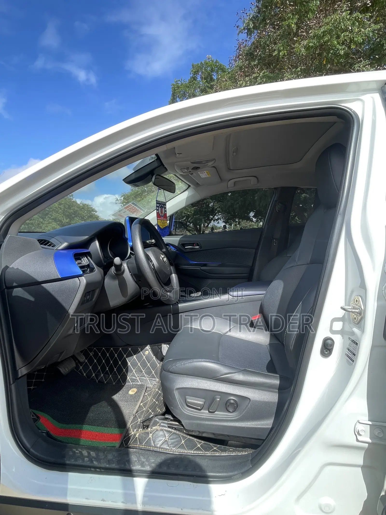 Toyota C-HR 2022 White