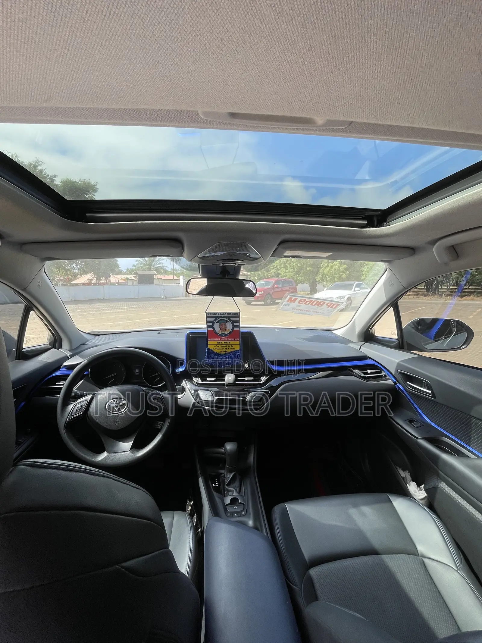 Toyota C-HR 2022 White