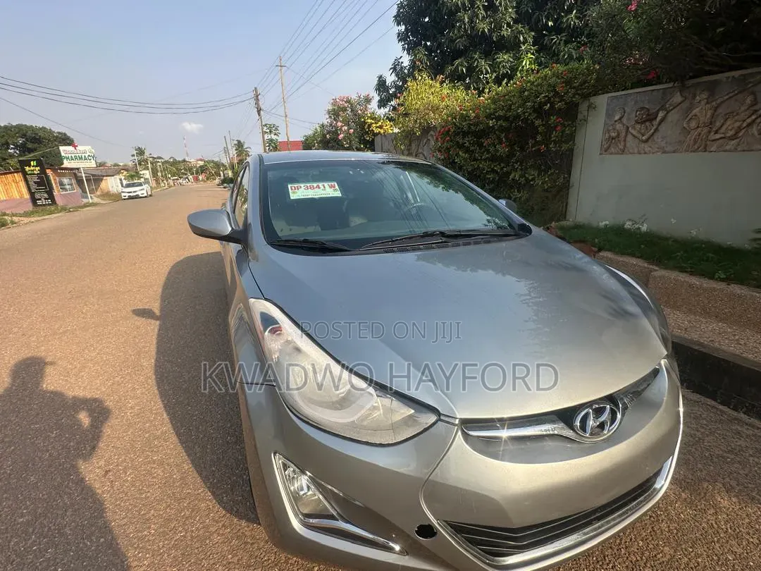 Hyundai Elantra Limited 4dr Sedan (1.8L 4cyl 6A) 2015 Silver