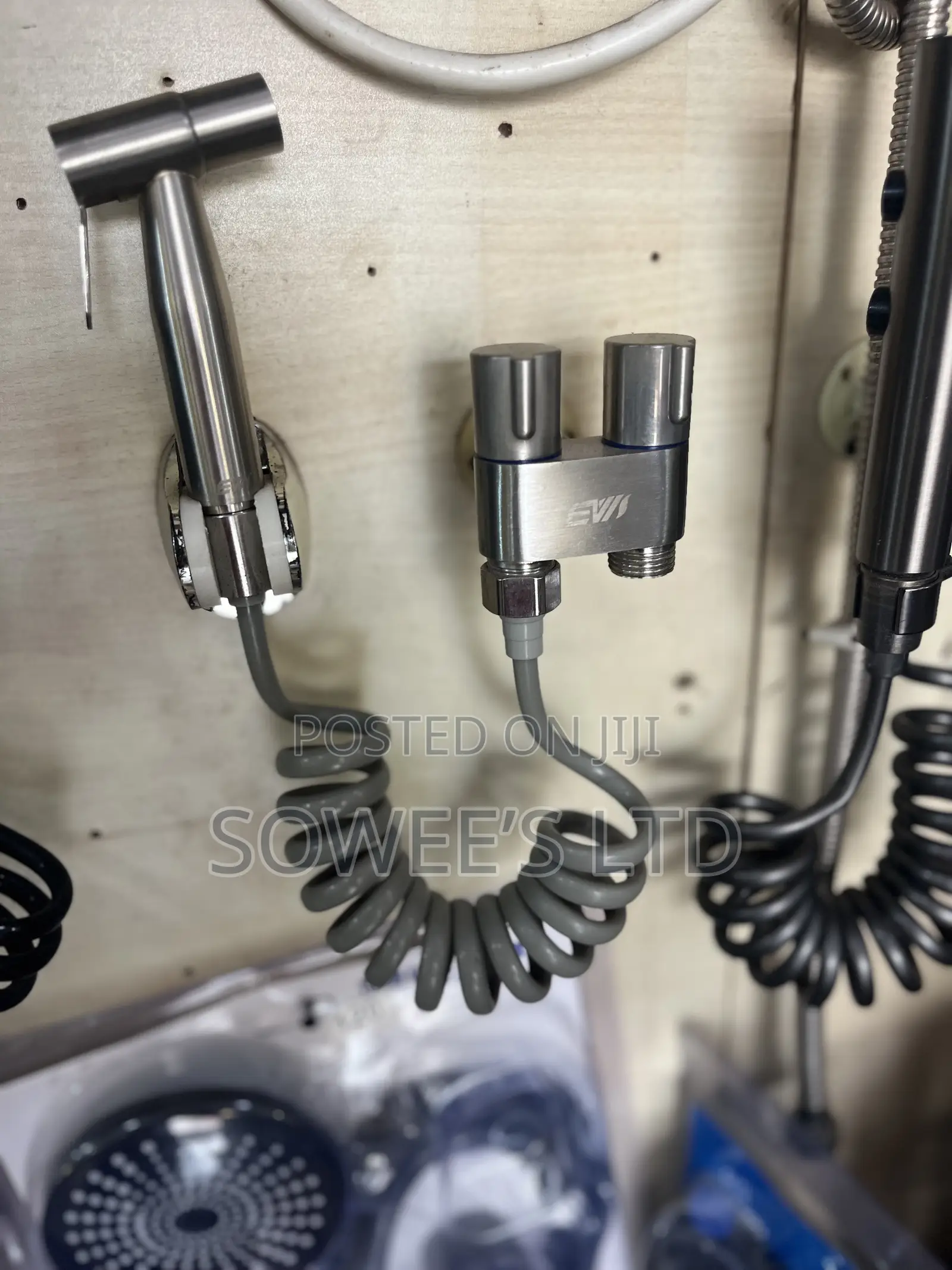 Shataf and Faucet