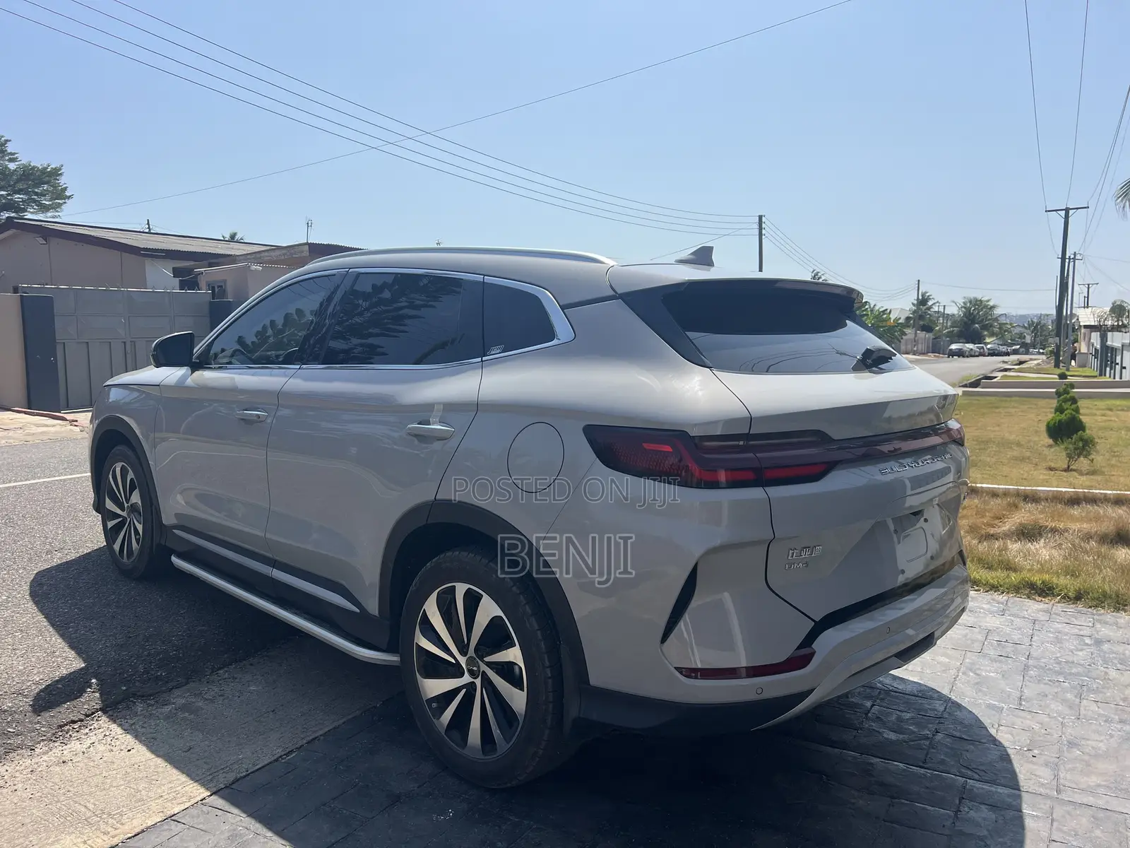 New BYD Song Pro DM-i 2023 Off white