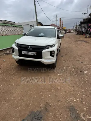 Mitsubishi L200 2022 White