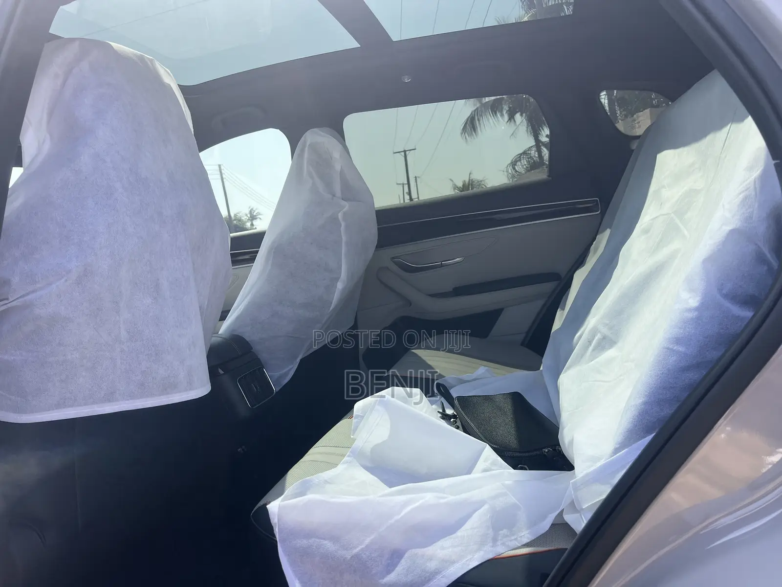 New BYD Song Pro DM-i 2023 Off white