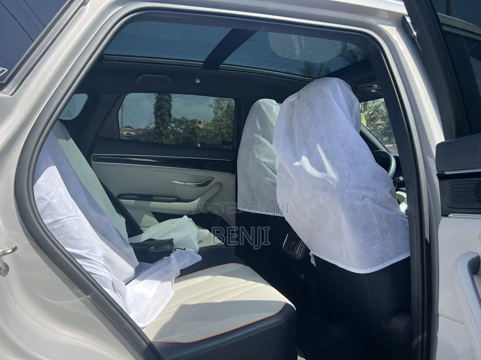 New BYD Song Pro DM-i 2023 Off white