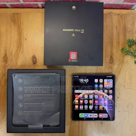 New Huawei Mate XT Ultimate Design 512 GB Black