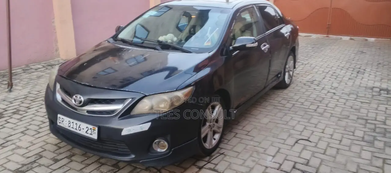 Toyota Corolla 2010 Black