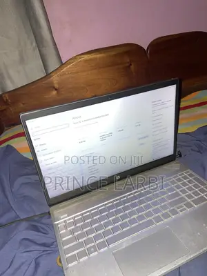 Laptop HP Pavilion 15 8GB Intel Core i5 HDD+SSD 1T