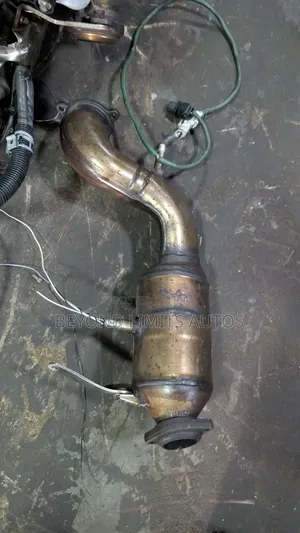 Mercedes Benz C300, C - Class / GLC 2016,2017,2018 Catalytic Converter