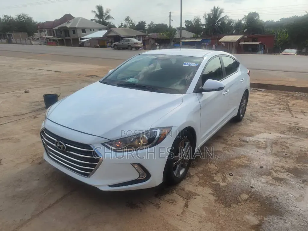 Hyundai Elantra Limited 2018 White