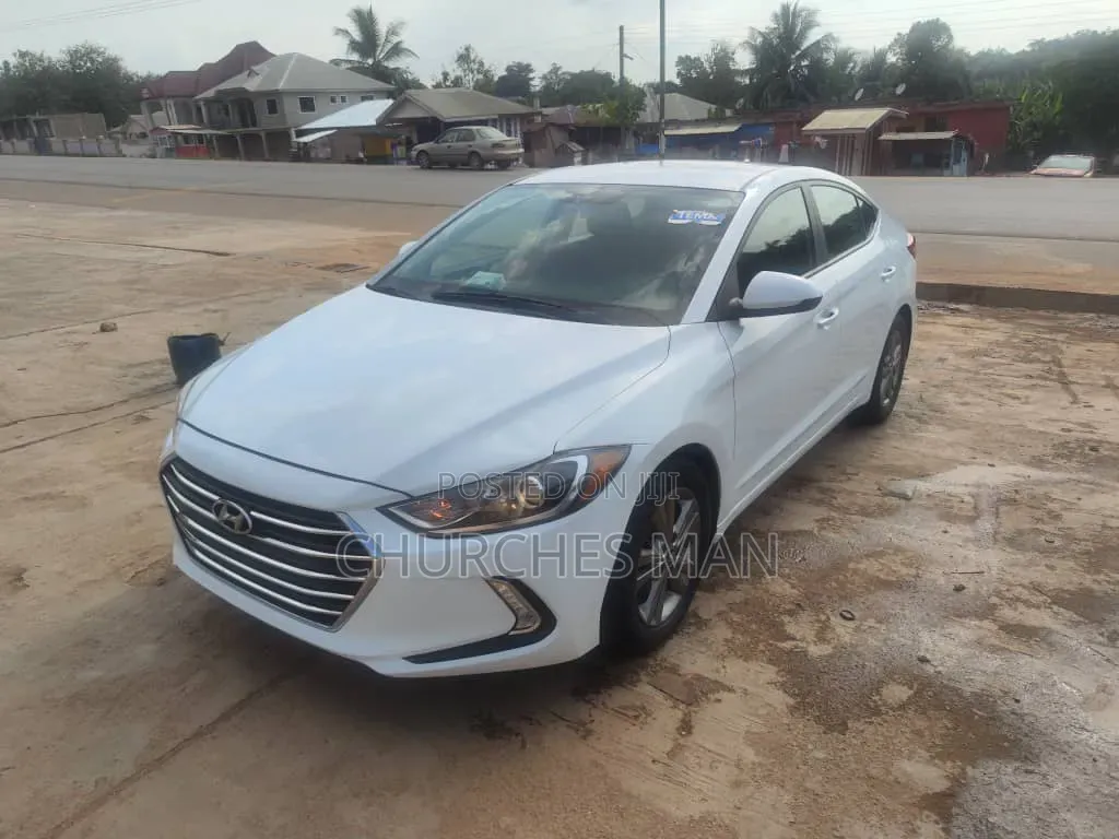 Hyundai Elantra Limited 2018 White
