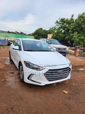 Hyundai Elantra Limited 2018 White