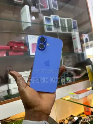 New Apple iPhone 16 128 GB Blue