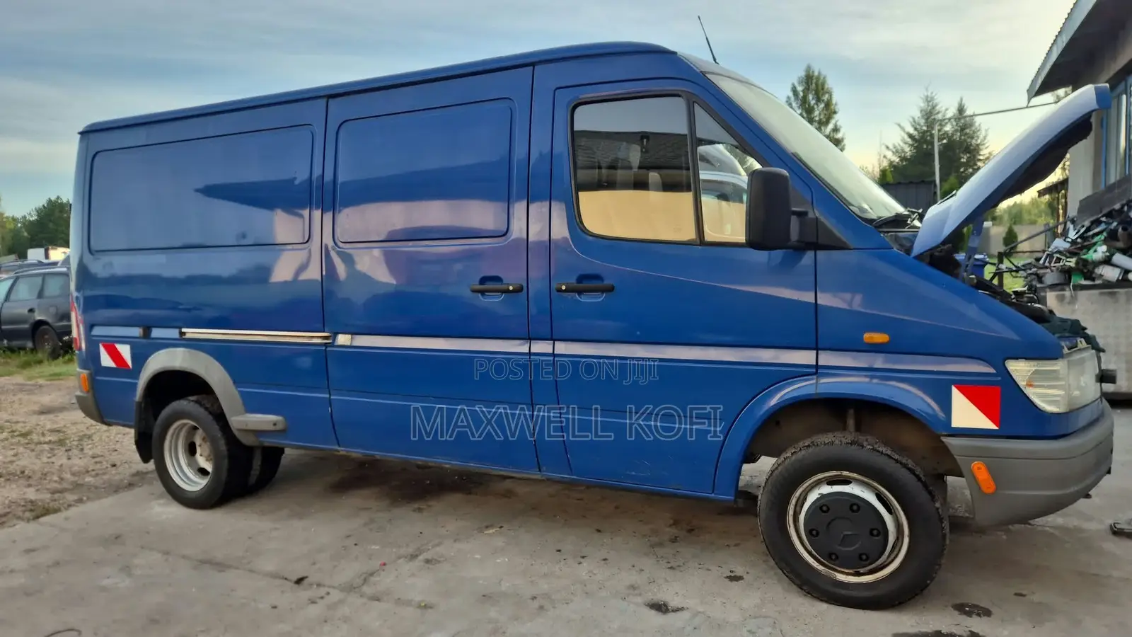 Mercedes-Benz Sprinter 1999 Blue