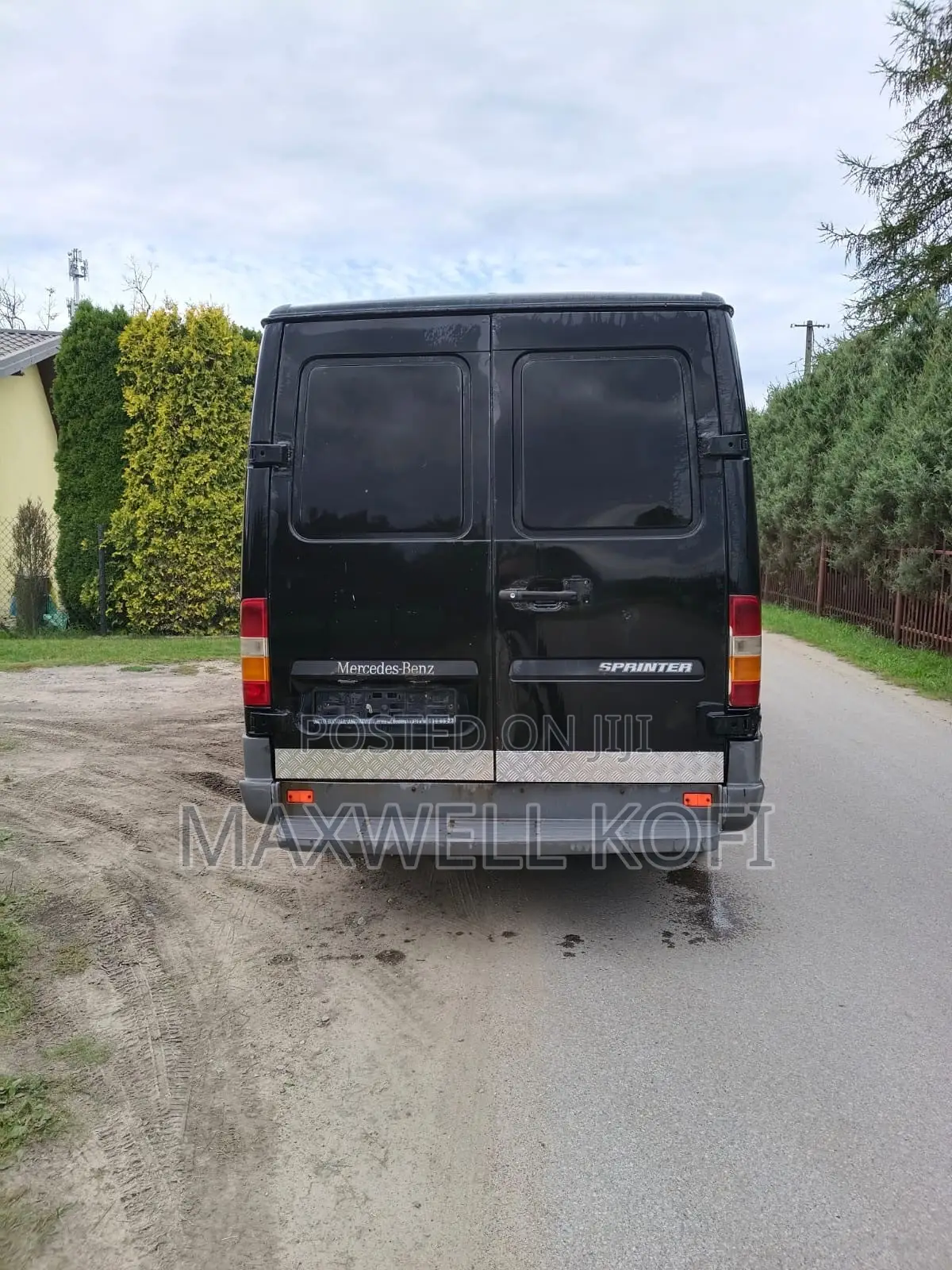 Mercedes-Benz Sprinter 1999 Black