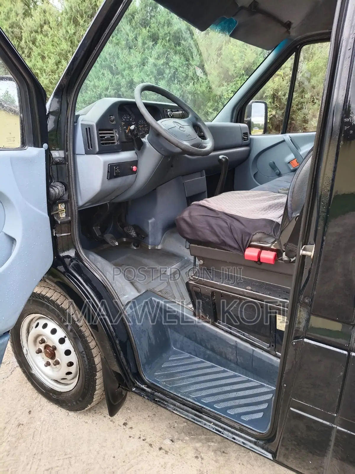 Mercedes-Benz Sprinter 1999 Black