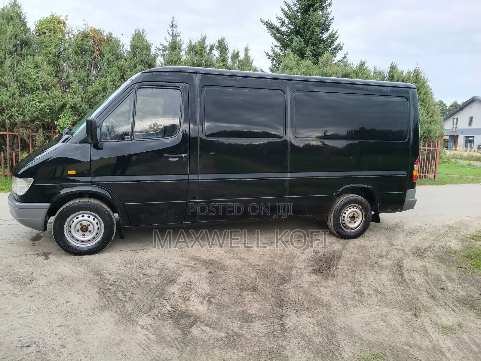 Mercedes-Benz Sprinter 1999 Black