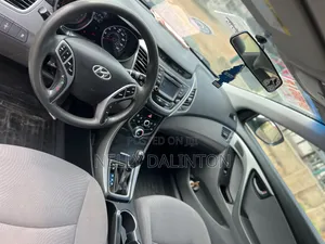 Hyundai Elantra 2015 Silver