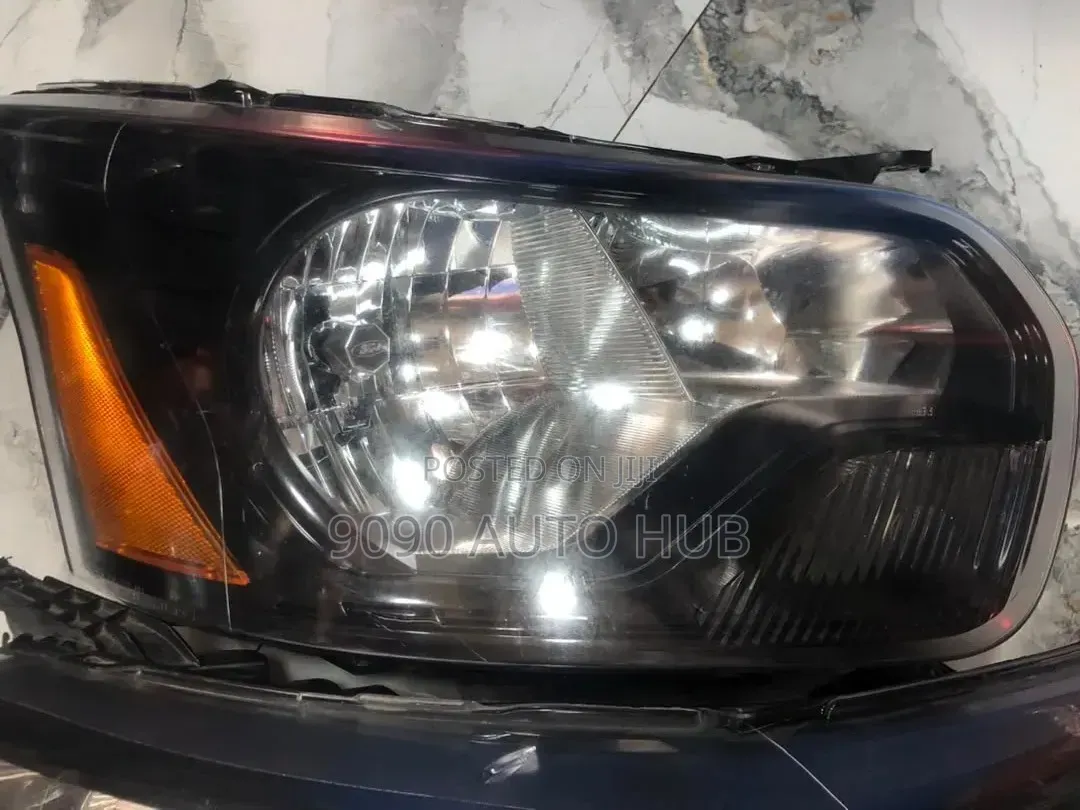 Ford Transit 2015, 2016 2019, 2020 2022, 2023 Headlight | Foreign Used