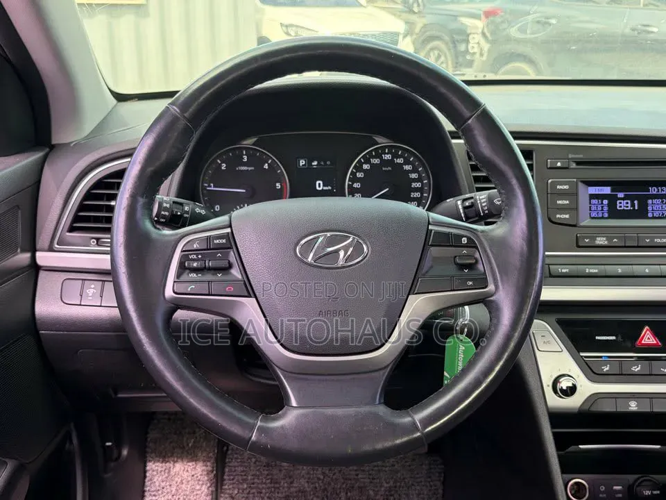 Hyundai Avante 2016 Gray