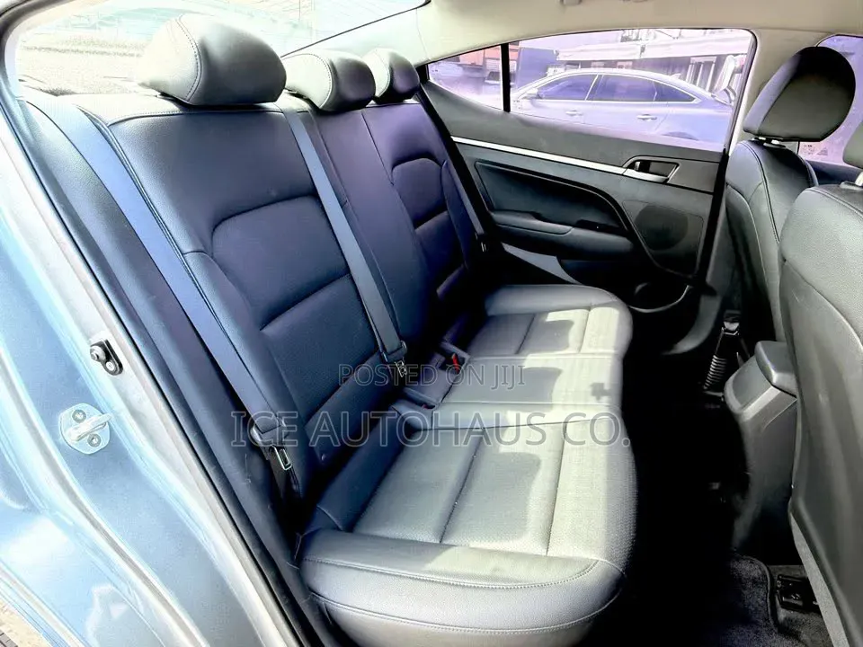 Hyundai Avante 2016 Gray