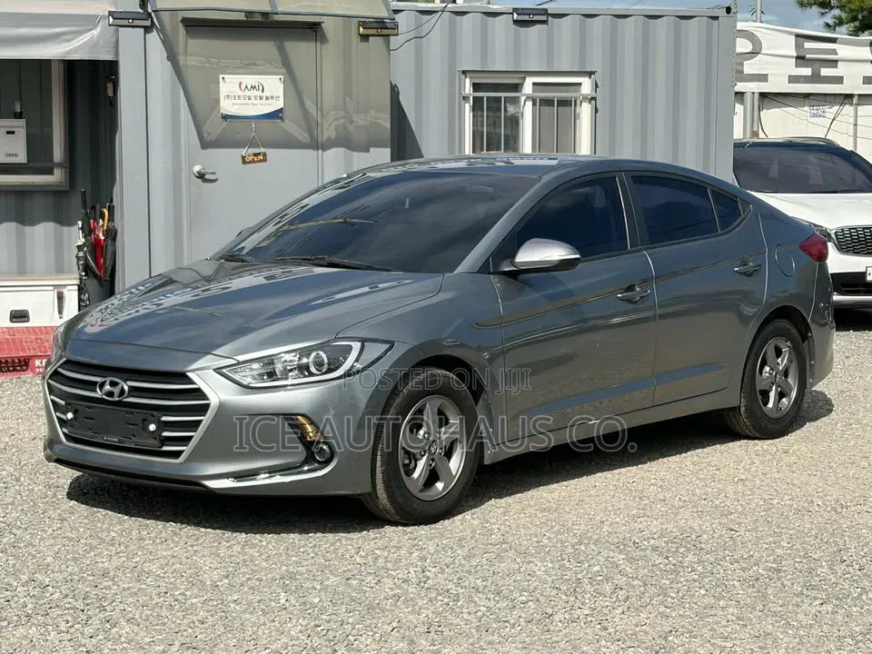Hyundai Avante 2016 Gray